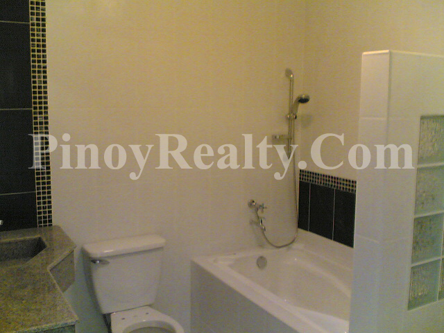 FOR SALE: House Manila Metropolitan Area > Pasig 4