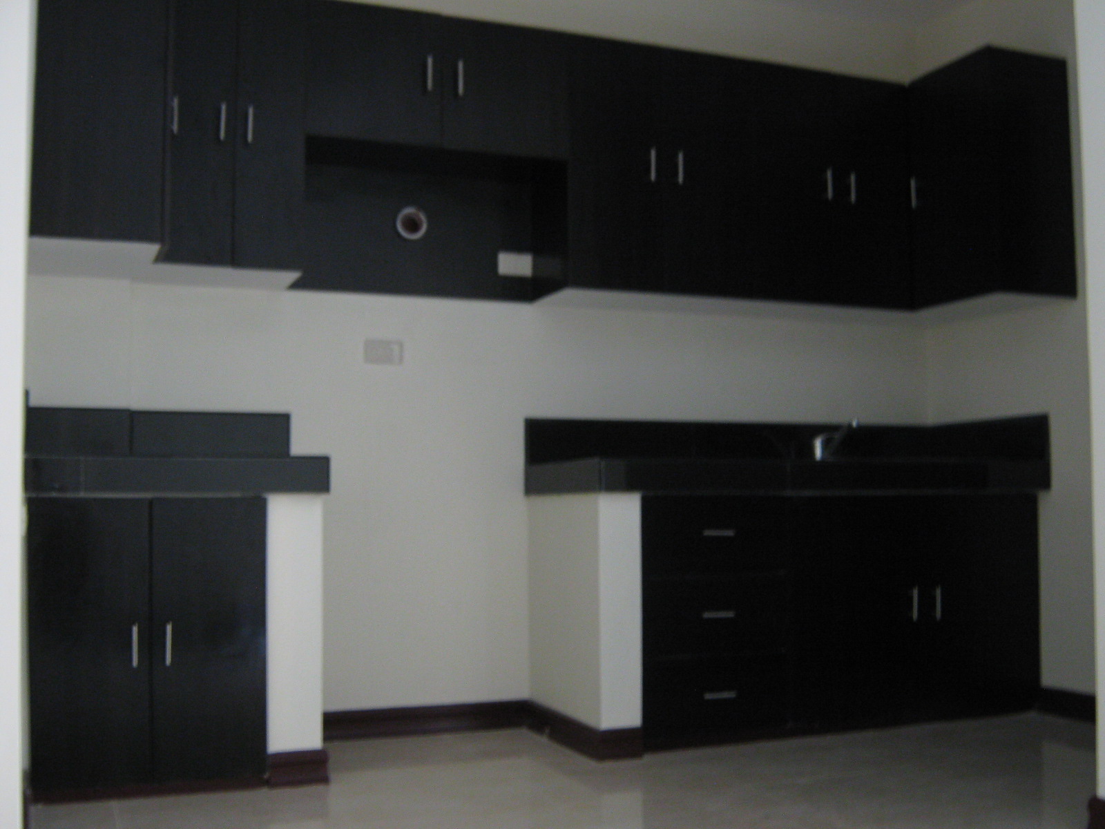 FOR SALE: Apartment / Condo / Townhouse Manila Metropolitan Area > Paranaque