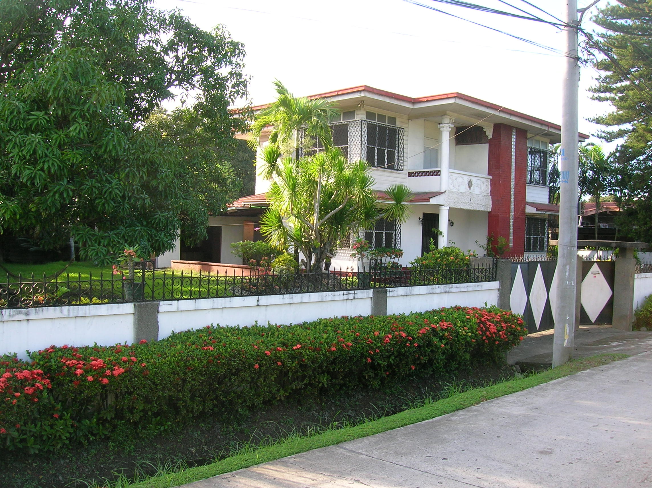 FOR SALE: House Davao >Davao City