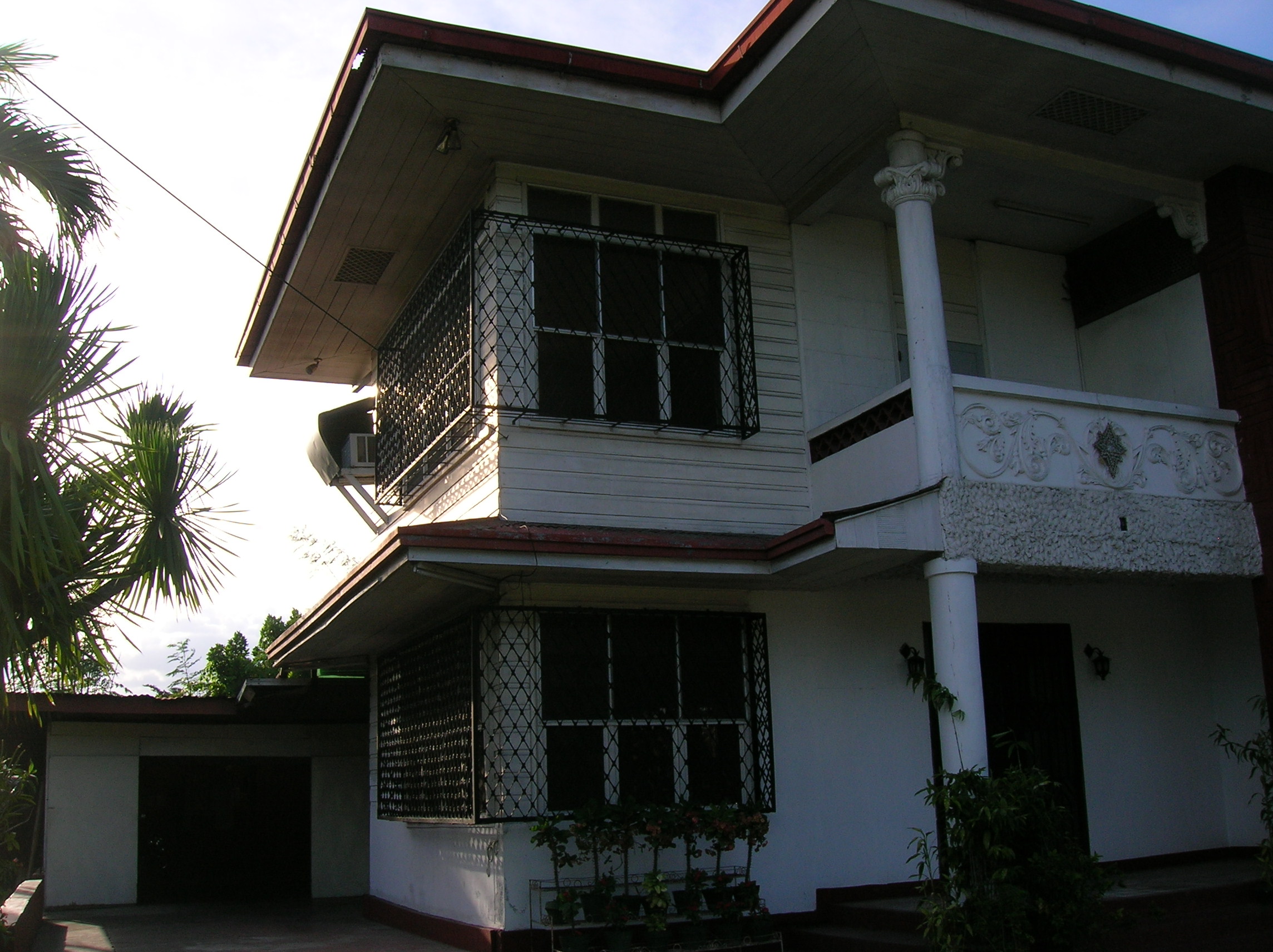 FOR SALE: House Davao >Davao City 9