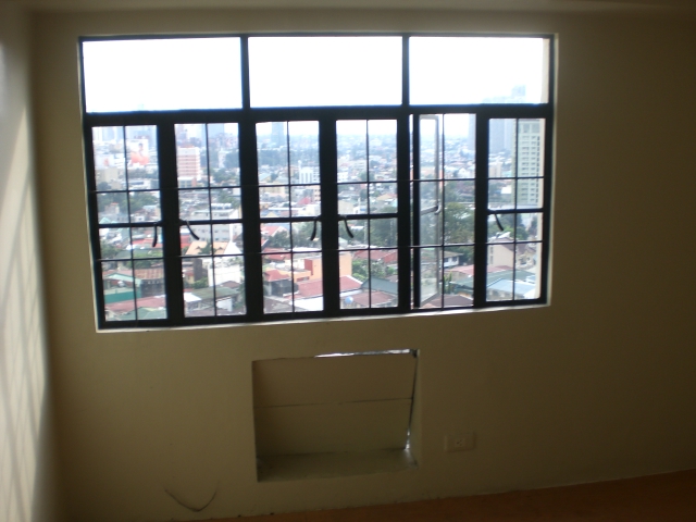 MASTER'S BEDROOM WITH BATHROOM