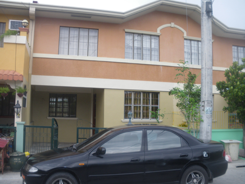 FOR SALE: Apartment / Condo / Townhouse Cavite > Imus