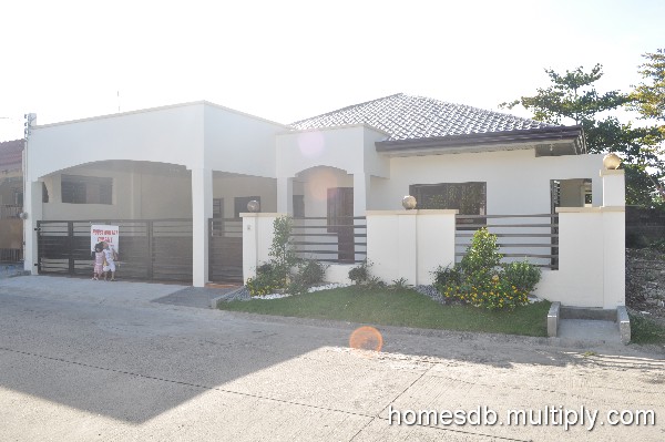 FOR SALE: House Manila Metropolitan Area > Paranaque