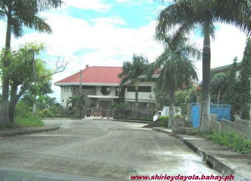 Alta Vista lot is sold at a 3-N-1 package, which means the Residential Lot at P 15,000/sq.m. to P16,000/sq.m., the Alta Vista Golf Club Share at P1,000,000 and the Vistamar Beach Club share at P120,000. This lot with an area of 818 sq.m. is located at the