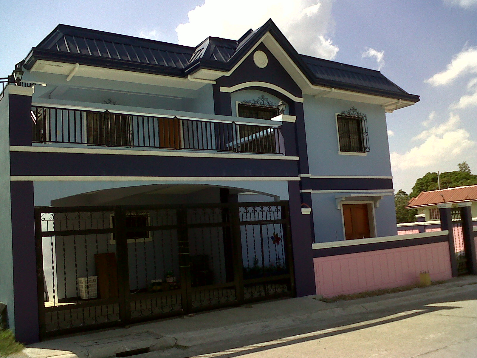 FOR SALE: House Tagaytay 2