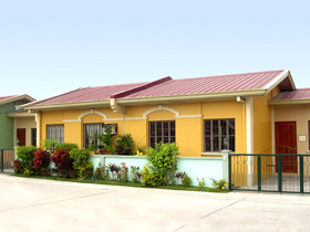 FOR SALE: House Cavite > Imus 1