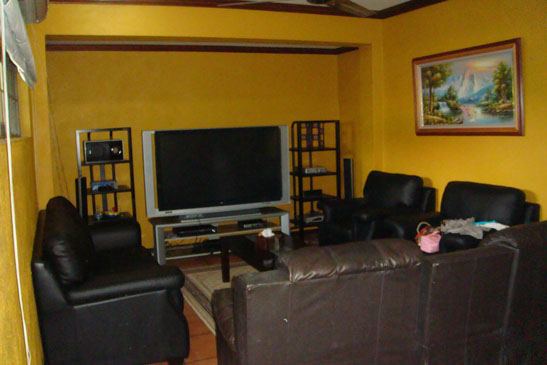 FOR SALE: House Batangas > Batangas City 2