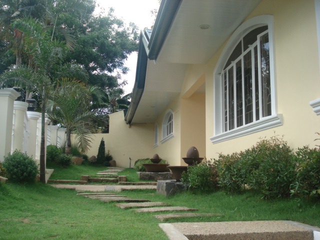 FOR SALE: House Rizal > Antipolo 2