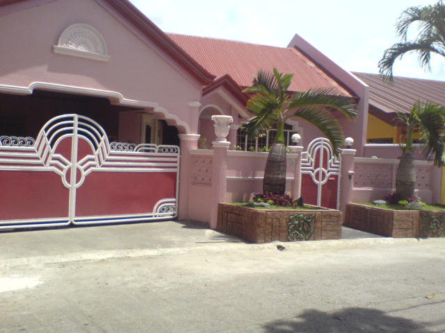 bungalow house lot in bf execuvite village, las pinas