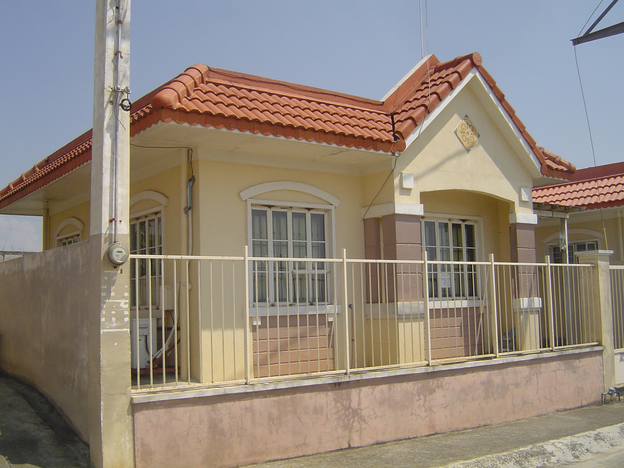 FOR SALE: House Rizal 2