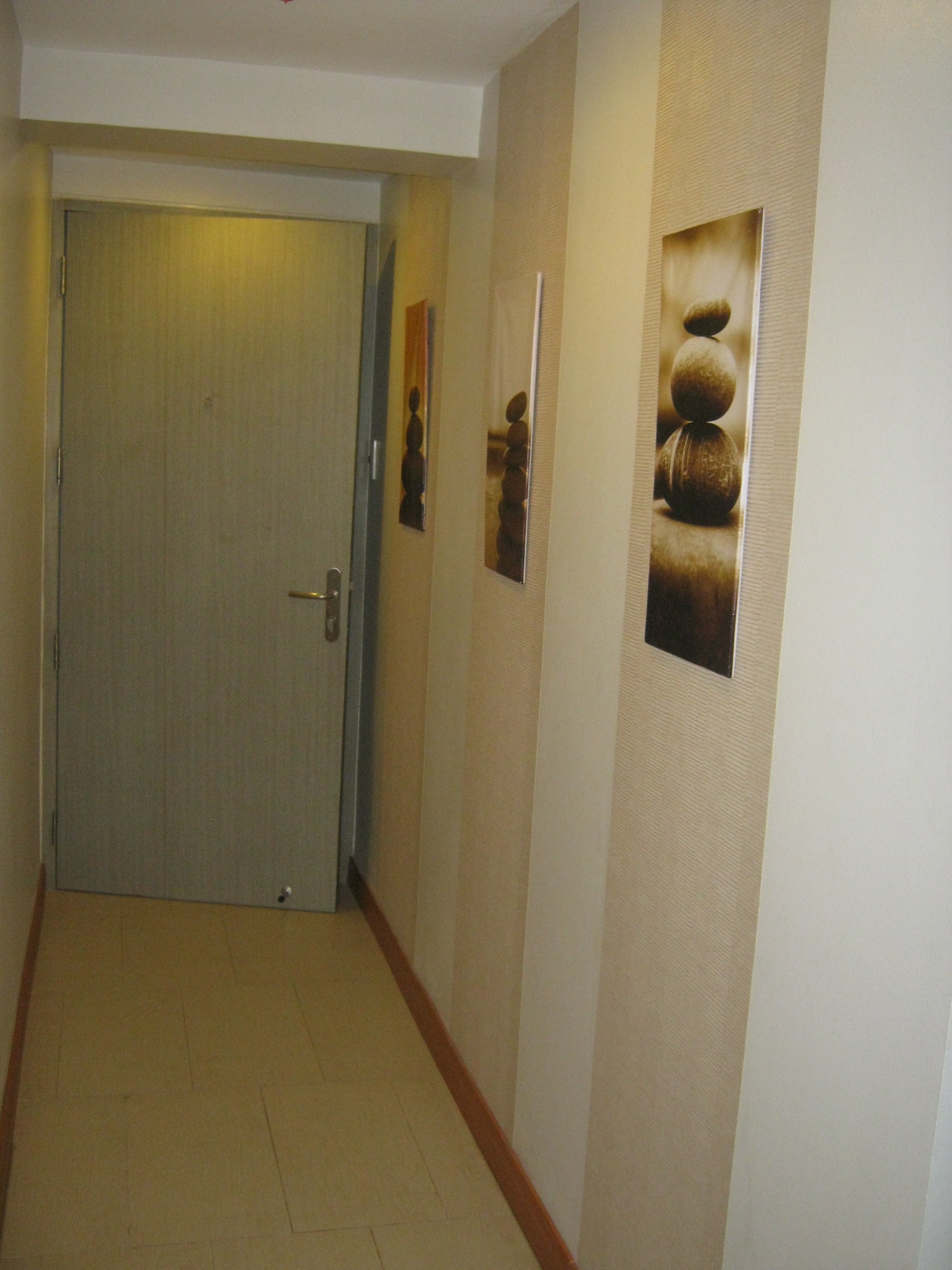 FOR RENT / LEASE: Apartment / Condo / Townhouse Manila Metropolitan Area > Makati 7