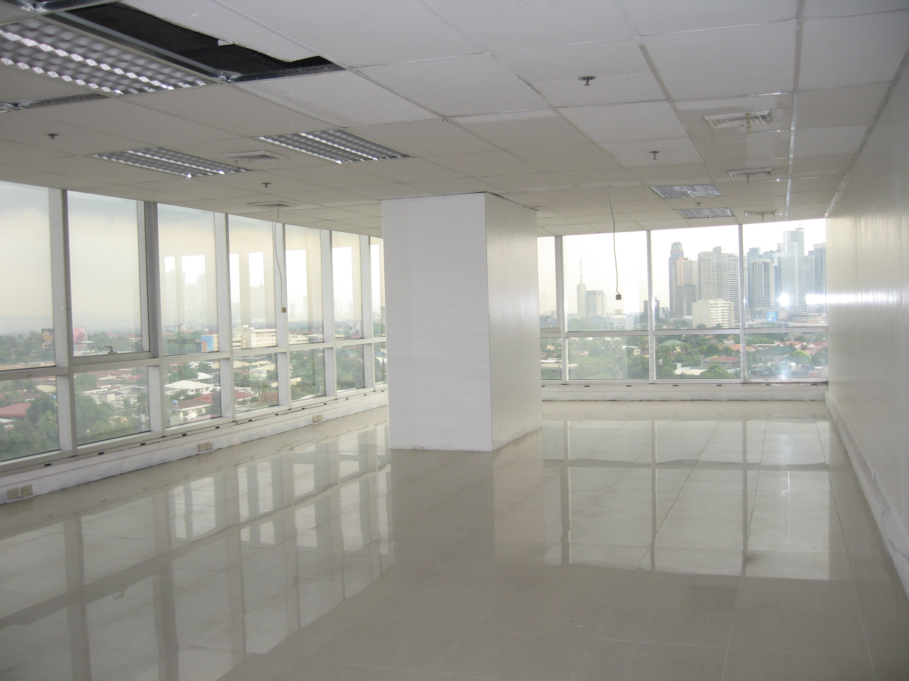 FOR RENT / LEASE: Office / Commercial / Industrial Manila Metropolitan Area > San Juan