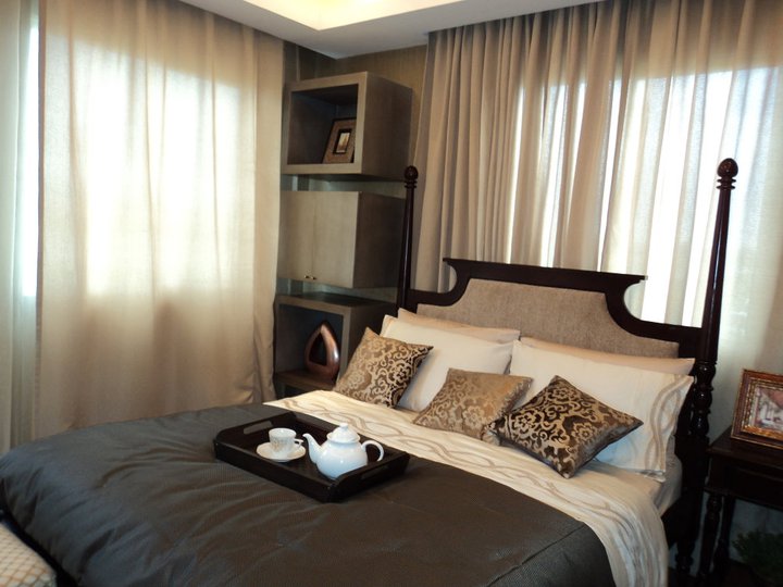 Alexandra master bedroom