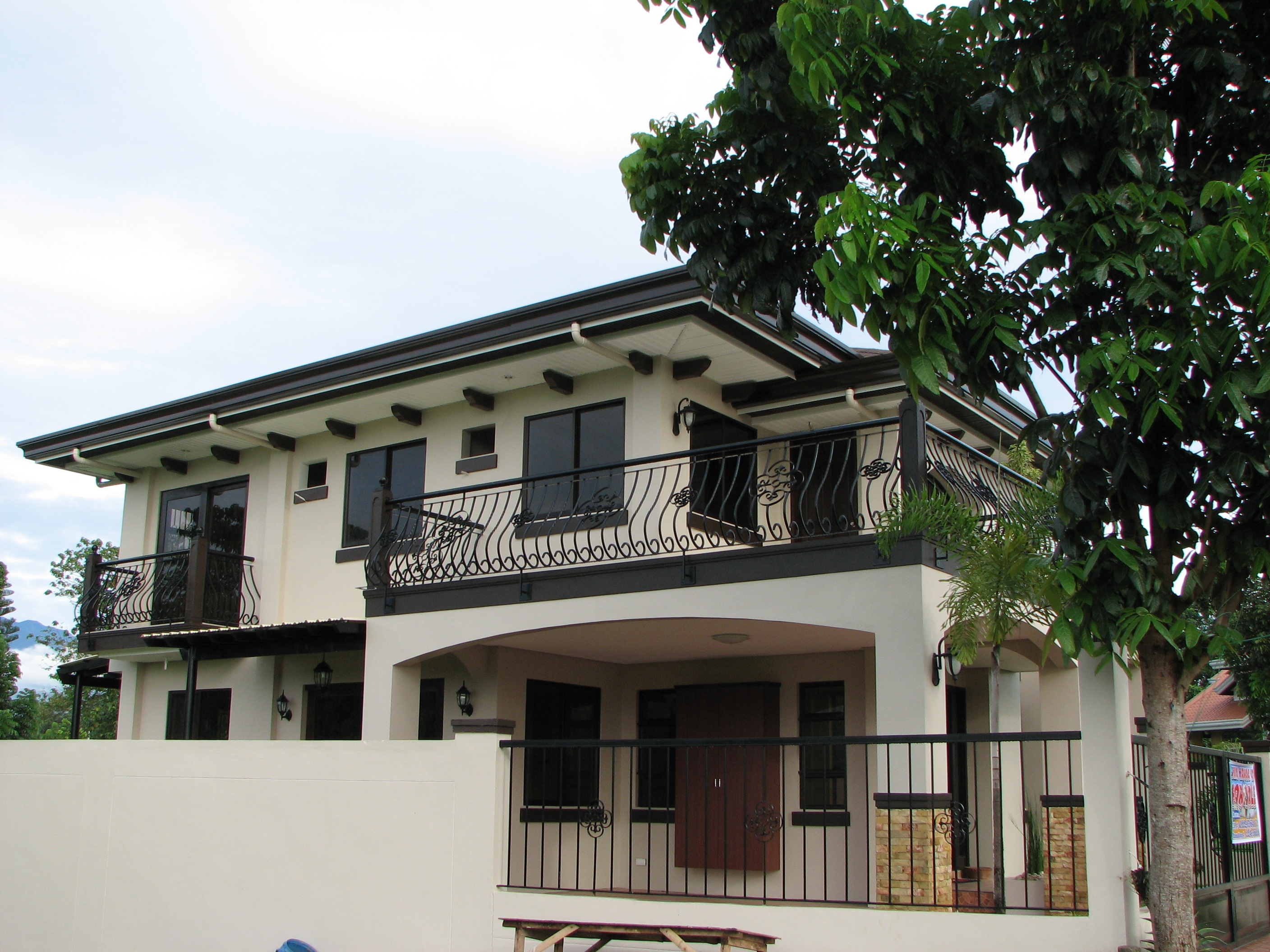 FOR SALE: House Davao 1