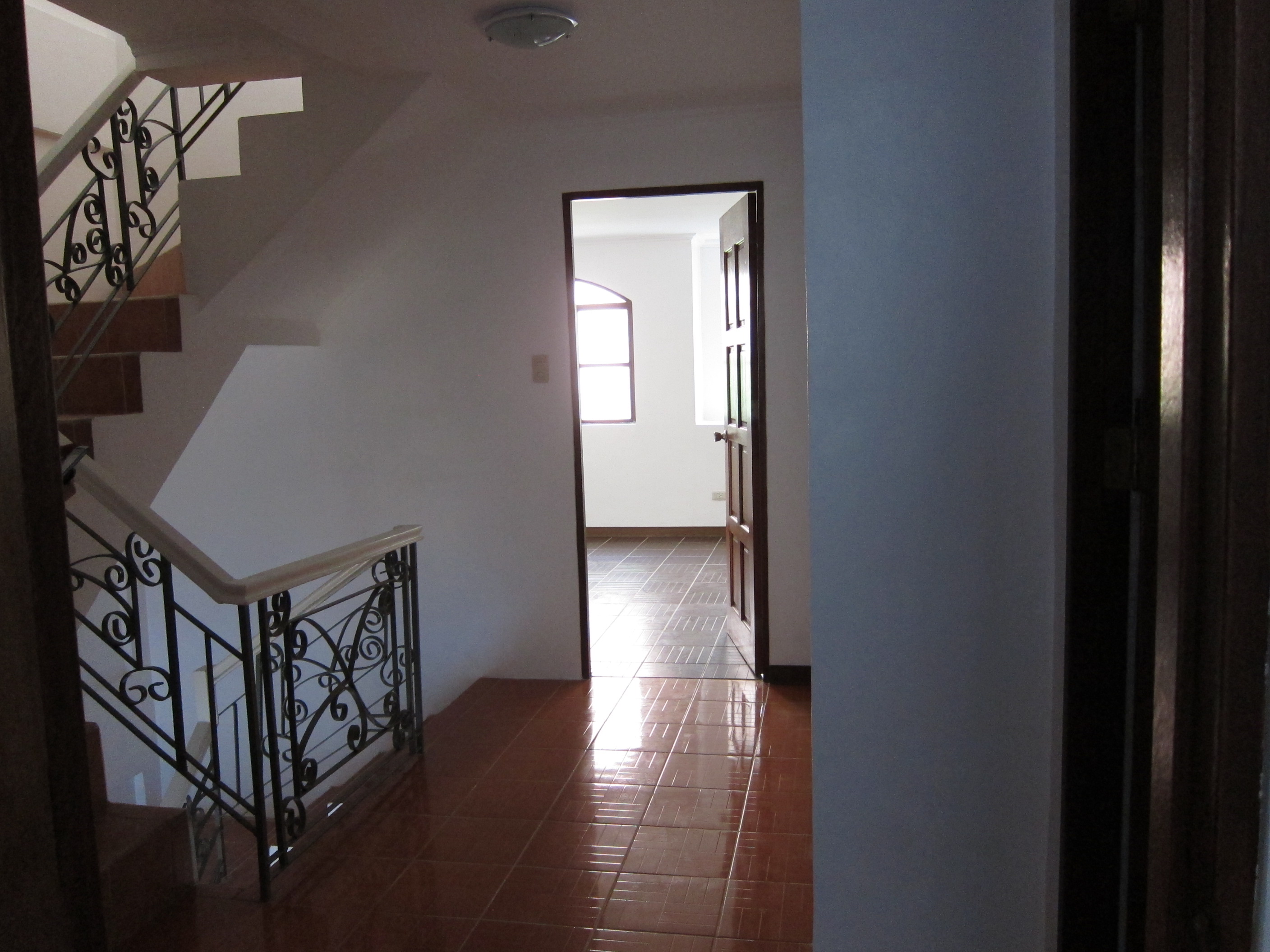 FOR SALE: Apartment / Condo / Townhouse Manila Metropolitan Area > Quezon 3