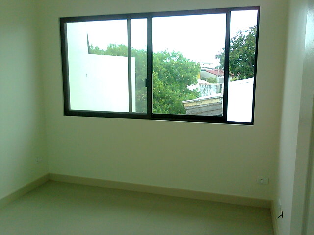 FOR SALE: Apartment / Condo / Townhouse Manila Metropolitan Area > Paranaque 13