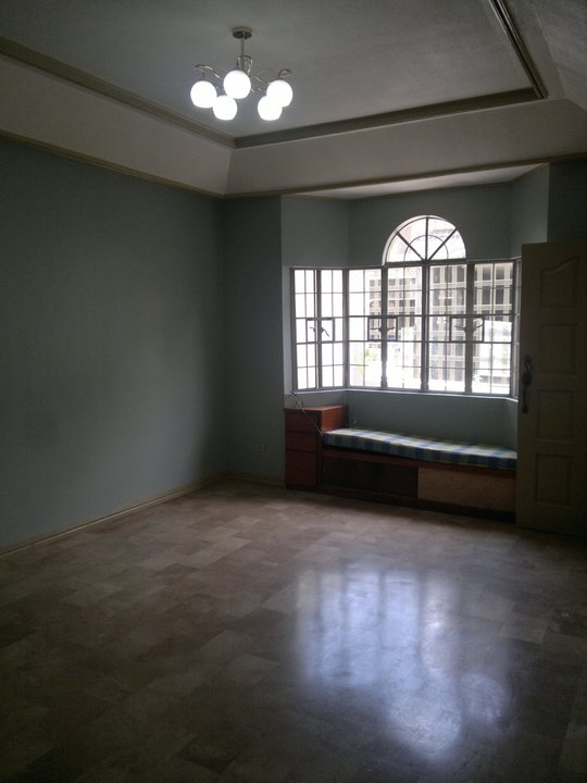 FOR SALE: House Manila Metropolitan Area > Quezon 1