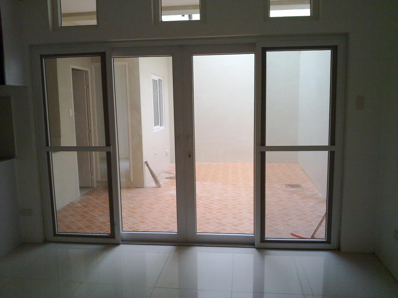 FOR SALE: Apartment / Condo / Townhouse Manila Metropolitan Area > Quezon 5