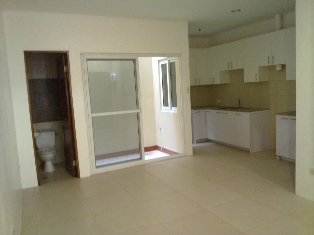 FOR SALE: Apartment / Condo / Townhouse Manila Metropolitan Area > Quezon 3