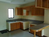 FOR SALE: Apartment / Condo / Townhouse Manila Metropolitan Area > Paranaque 3