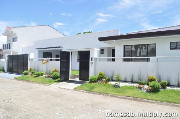 FOR SALE: House Manila Metropolitan Area > Paranaque 3