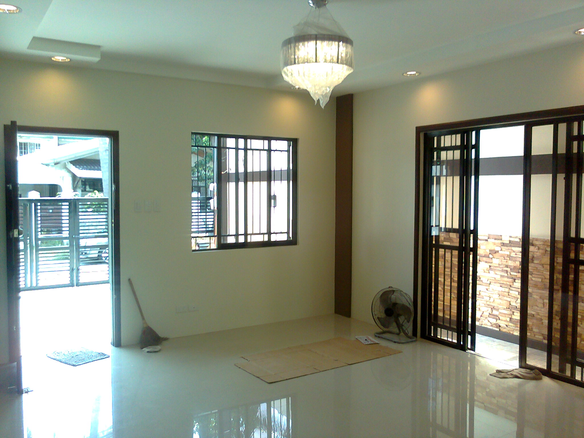 FOR SALE: Apartment / Condo / Townhouse Manila Metropolitan Area > Paranaque 3