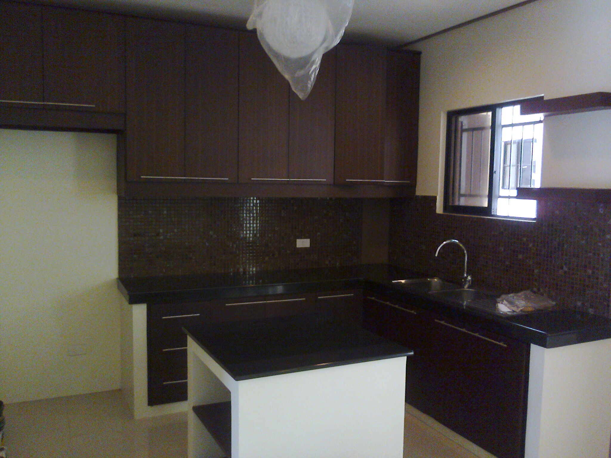 FOR SALE: Apartment / Condo / Townhouse Manila Metropolitan Area > Paranaque 6