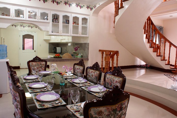 Dining Hall hall showing 8-seater fine dining set made of narra