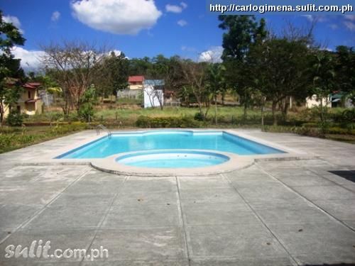 5.  town and country - La Salle Antipolo pool