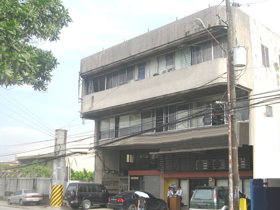 FOR SALE: Office / Commercial / Industrial Manila Metropolitan Area > Quezon 1