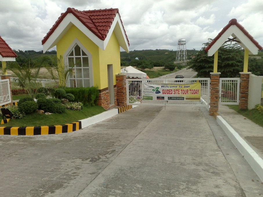 Vista Montana Subdivision, Cubacub, Mandaue City, Cebu  Vista Montana Subdivision is located at the mountainous area of Barangay Cubacub, Mandaue City.  It Is beside the Casili Hills Subdivision located at Barangay Casili, Mandaue City developed by a loca