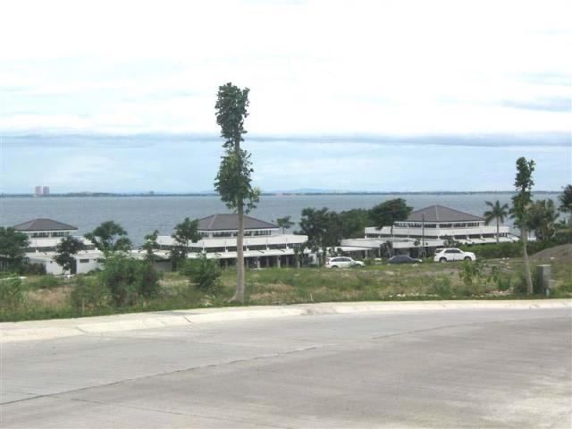 AERIAL VIEW OF CLUBHOUSES