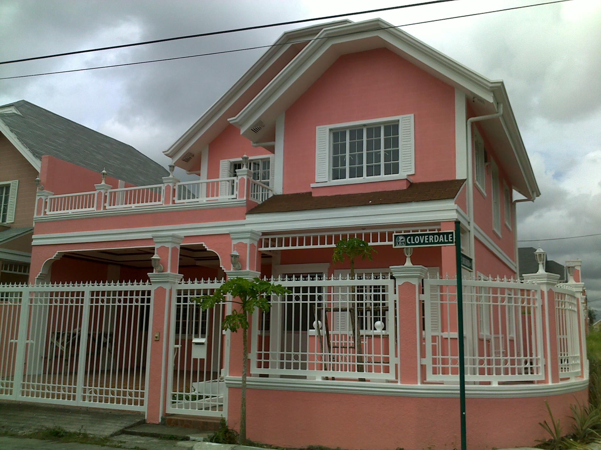 LAGUNA BEL-AIR HOUSE AND LOT FOR SALE