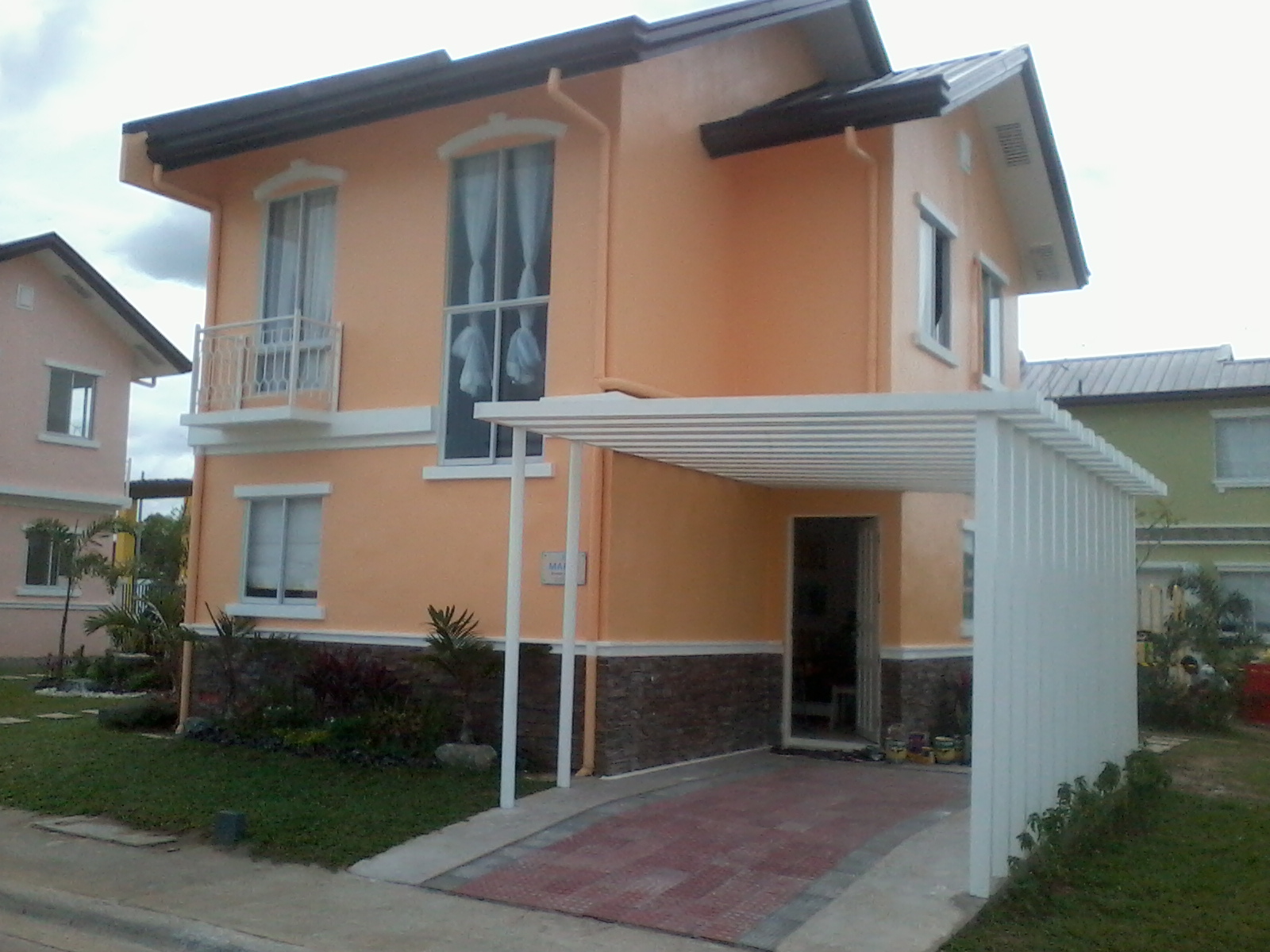 RENT TO OWN: House Cavite 3