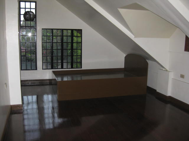 FOR SALE: House Manila Metropolitan Area > Paranaque 5