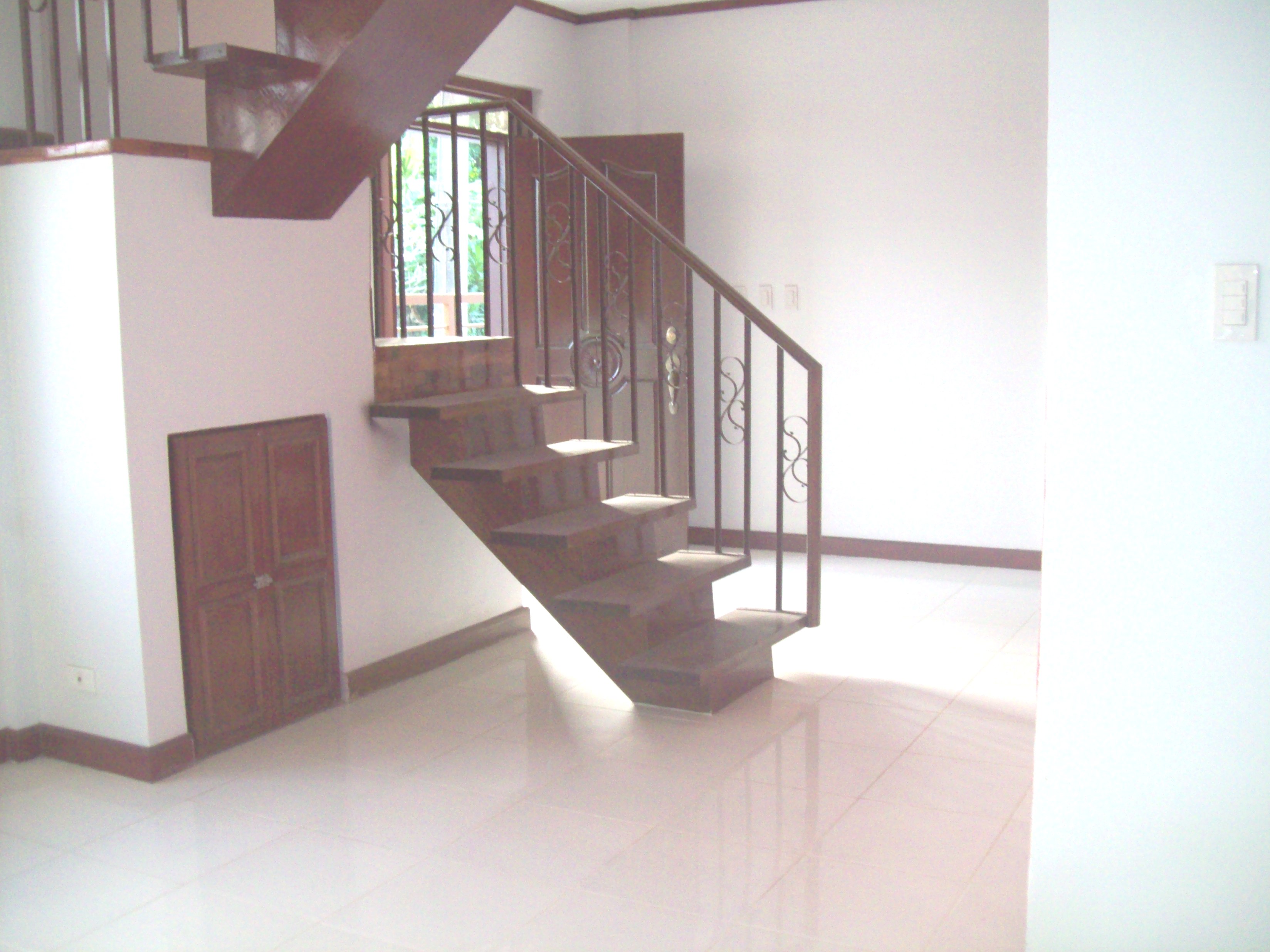 FOR SALE: House Manila Metropolitan Area > Paranaque 2