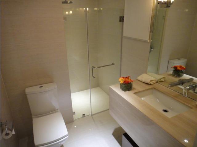 2 Bedrooms Unit Model Toilet & Bath