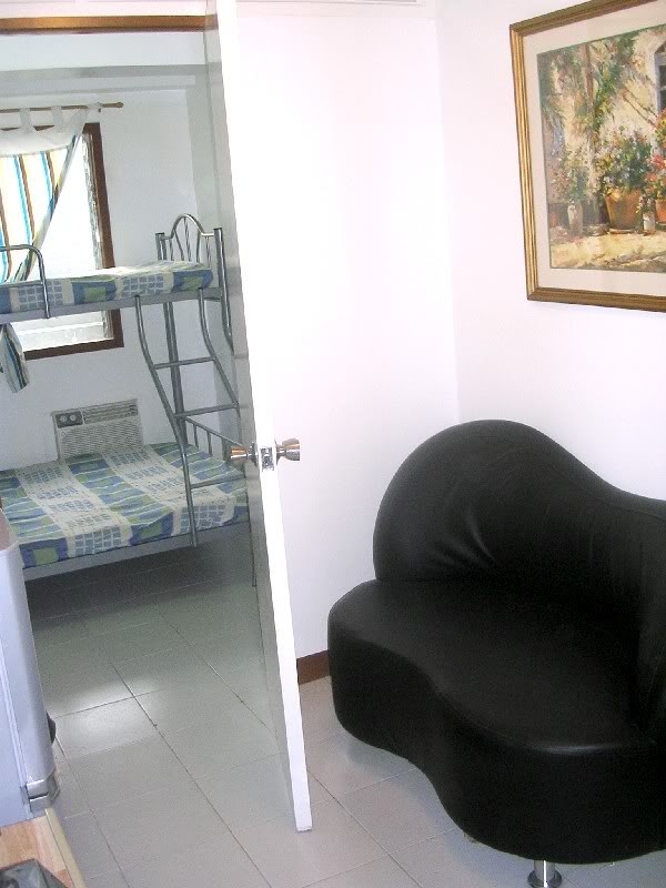 FOR RENT / LEASE: Apartment / Condo / Townhouse Manila Metropolitan Area > Makati 3