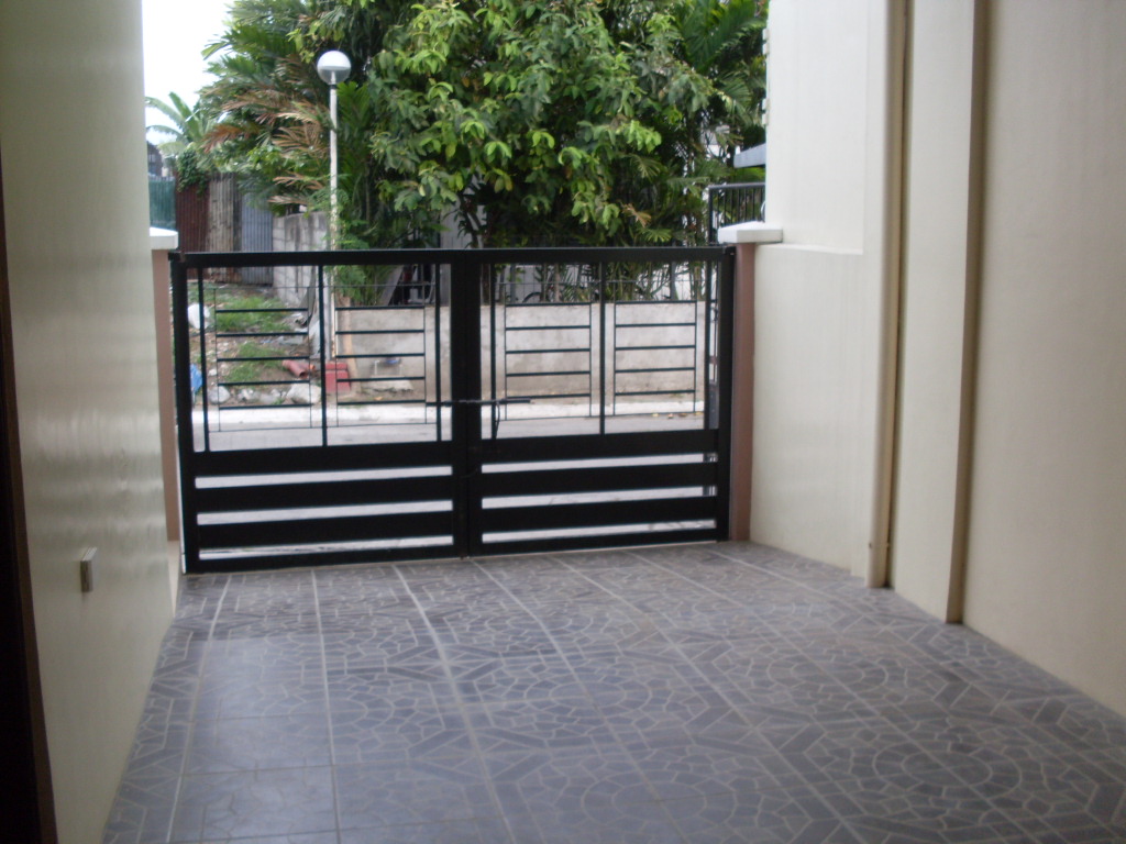 FOR SALE: Apartment / Condo / Townhouse Manila Metropolitan Area > Paranaque 5