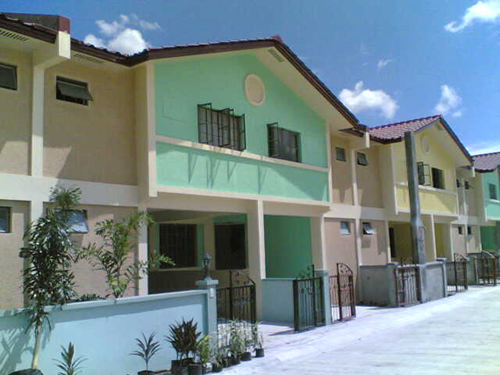 FOR SALE: Apartment / Condo / Townhouse Cavite > Imus 2