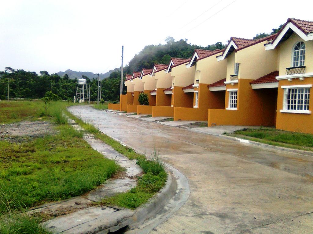 FOR SALE: Apartment / Condo / Townhouse Zambales