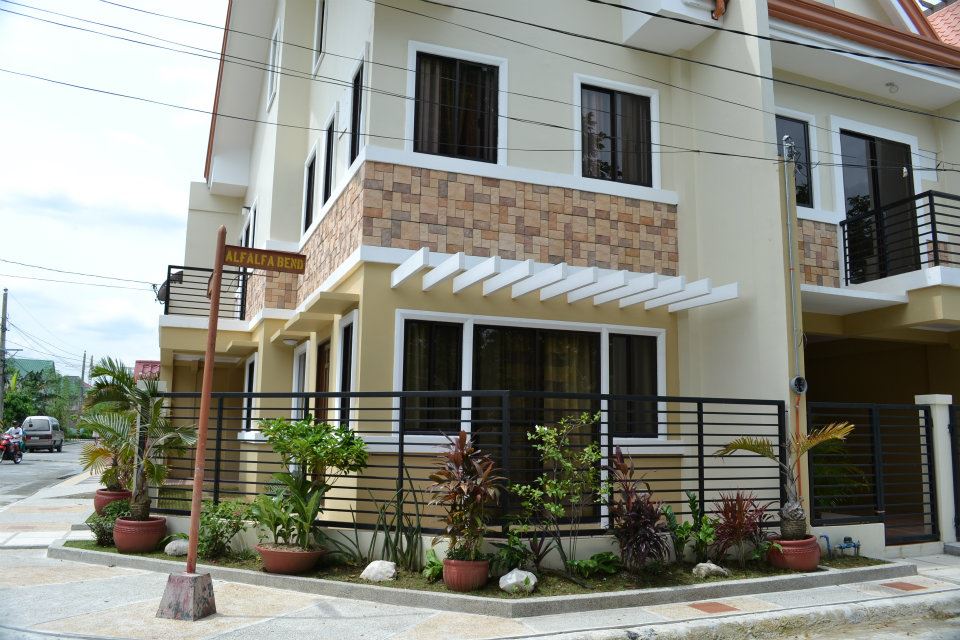 FOR SALE: Apartment / Condo / Townhouse Rizal > Cainta 2