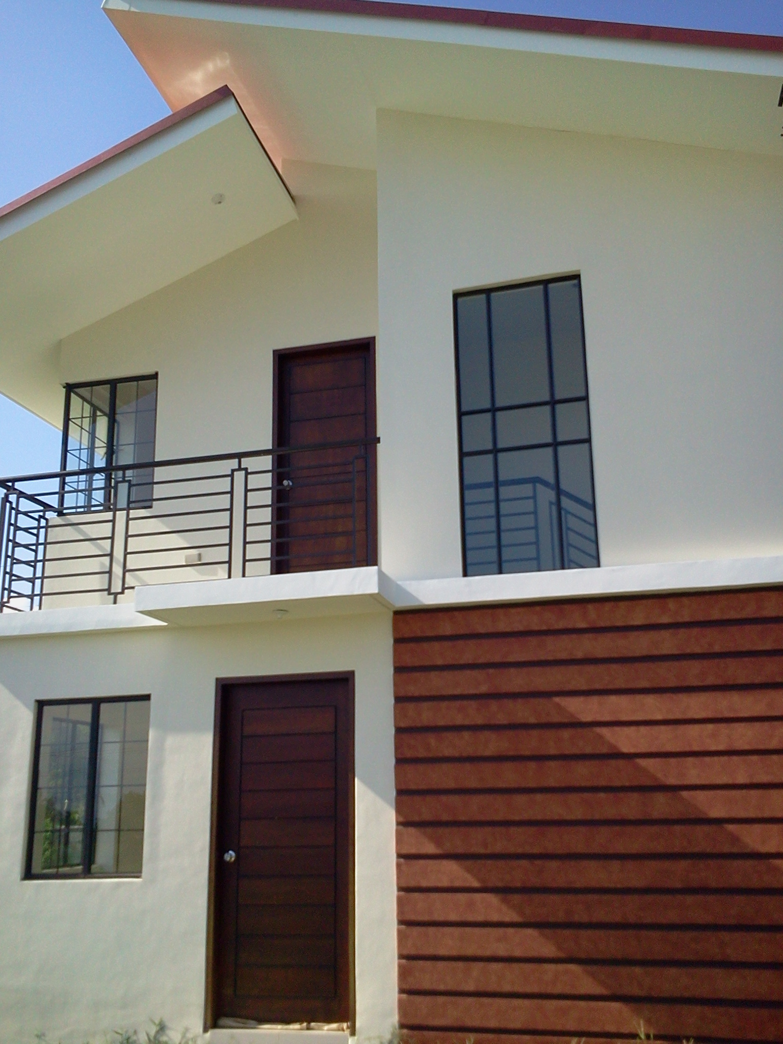 AZALEA HOUSE -Php 1,980,000