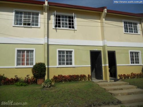 FOR SALE: Apartment / Condo / Townhouse Bulacan > Other areas 3