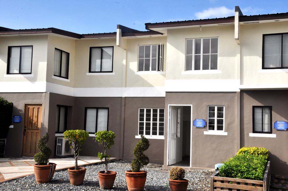 FOR SALE: House Cavite > Imus