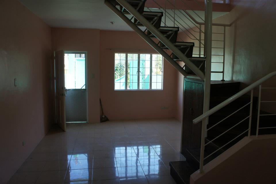 FOR SALE: Apartment / Condo / Townhouse Manila Metropolitan Area > Las Pinas 9