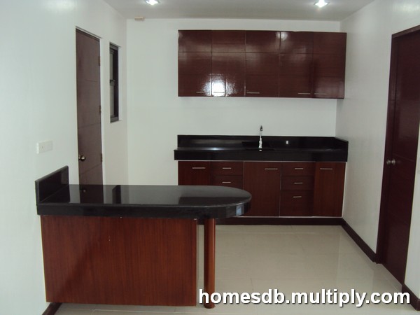 FOR SALE: House Manila Metropolitan Area > Paranaque 5