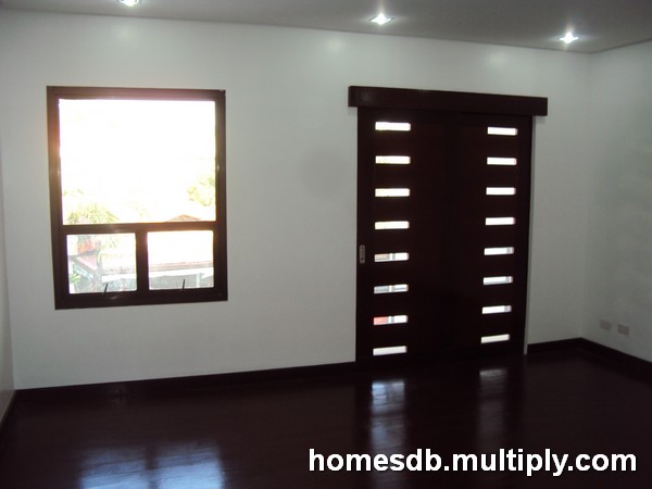 FOR SALE: House Manila Metropolitan Area > Paranaque 8