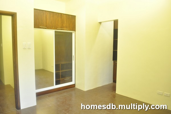 FOR SALE: House Manila Metropolitan Area > Paranaque 6