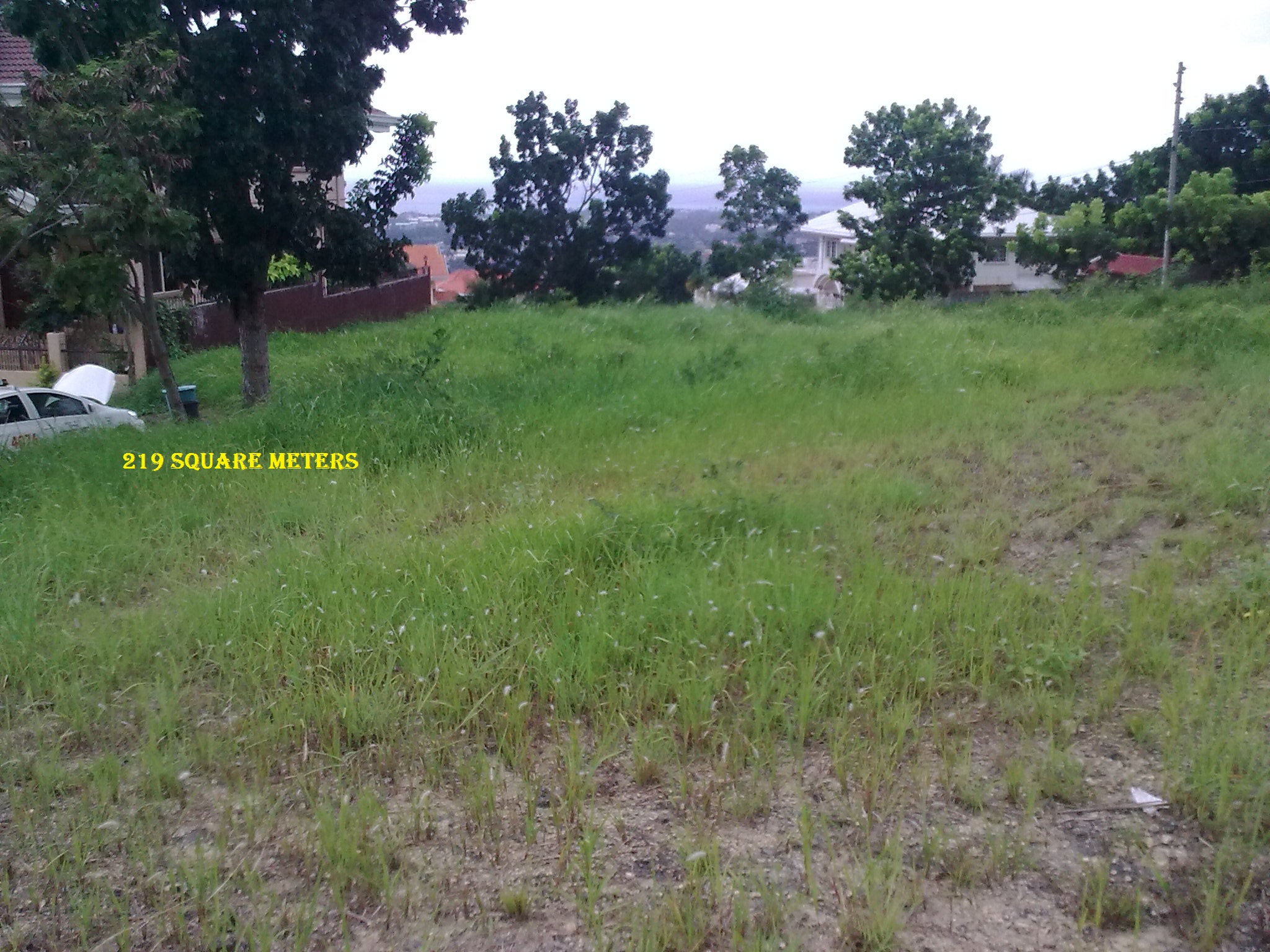 RESALE LOT @ VISTA GRANDE SUBD, PH 1 Lot for sale Vista Grande Subd. Phase1, Bulacao Talisay City, Cebu, BLk 10, LOT # .23, LOT AREA 219sq.m.@ P 8,500/sq.m. P1,861,500.00  It is Located at Col de sac, before club house, which is existing Home Owners Assoc